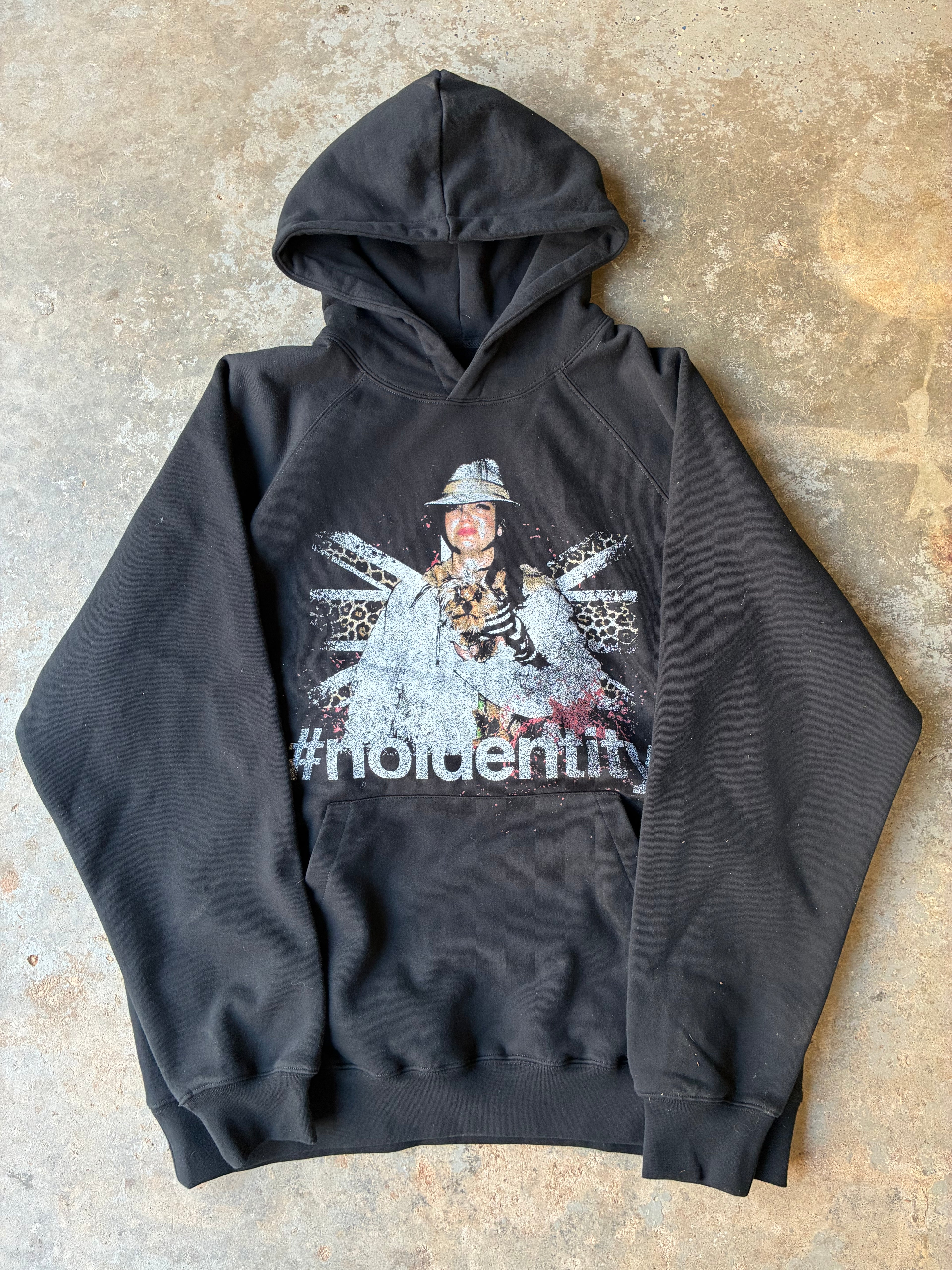 NO IDENTITY HOODIE